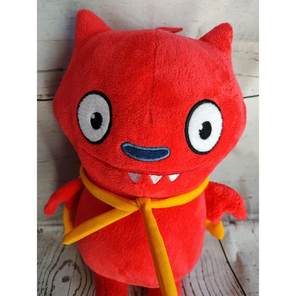 UglyDolls Bat Vampire Red w Yellow Cape 10" Plush Toy Stuffed Animal - Picture 5 of 5
